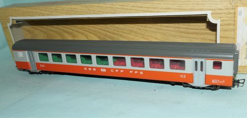 Liliput 88550 SBB Swiss Express Schnellzugwagen B EW III lichtgrau-orange Ep.4 i.OVP