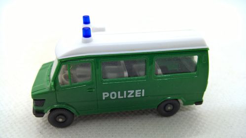 Wiking 108 Mercedes 207 D Kombi Bus Hochdach minzgrün weiß POLIZEI